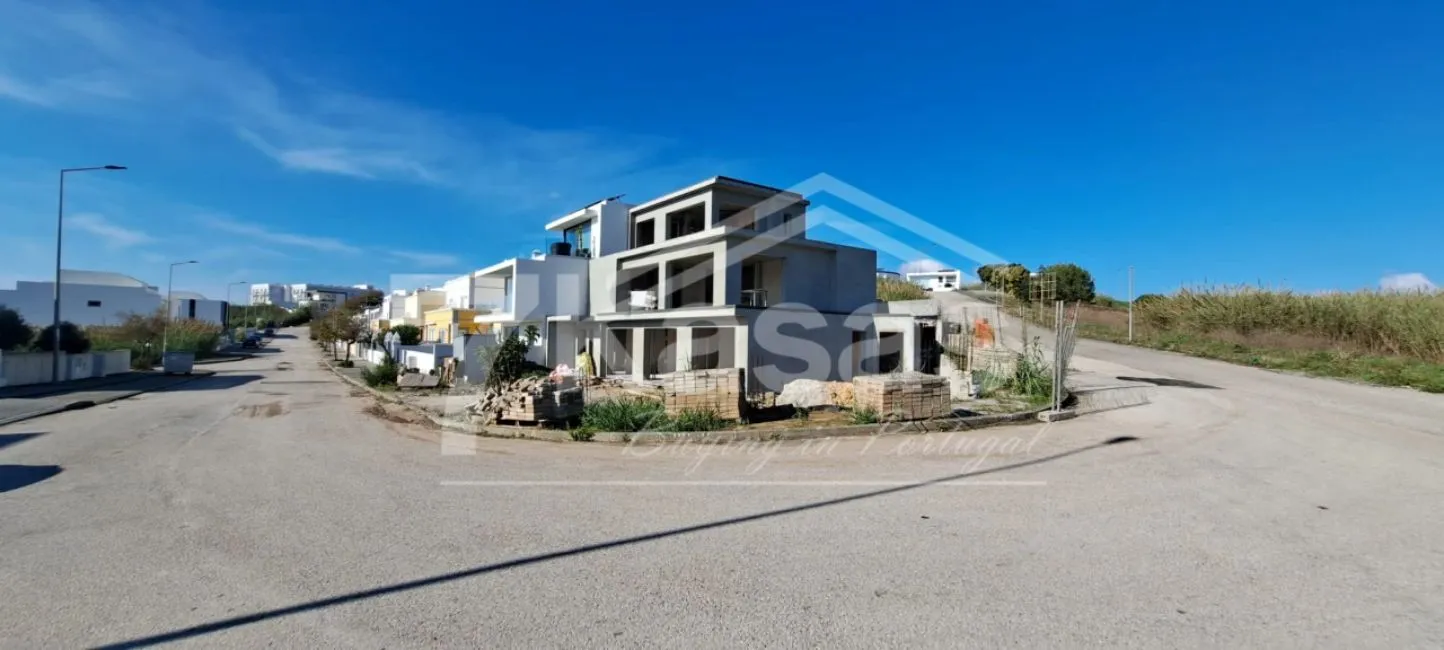 Къща За продажба - 2530 Praia da Areia Branca  PT Image 4